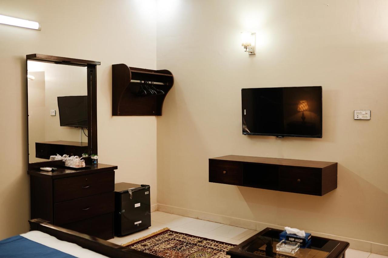 Diamond Lodge Karachi Eksteriør billede