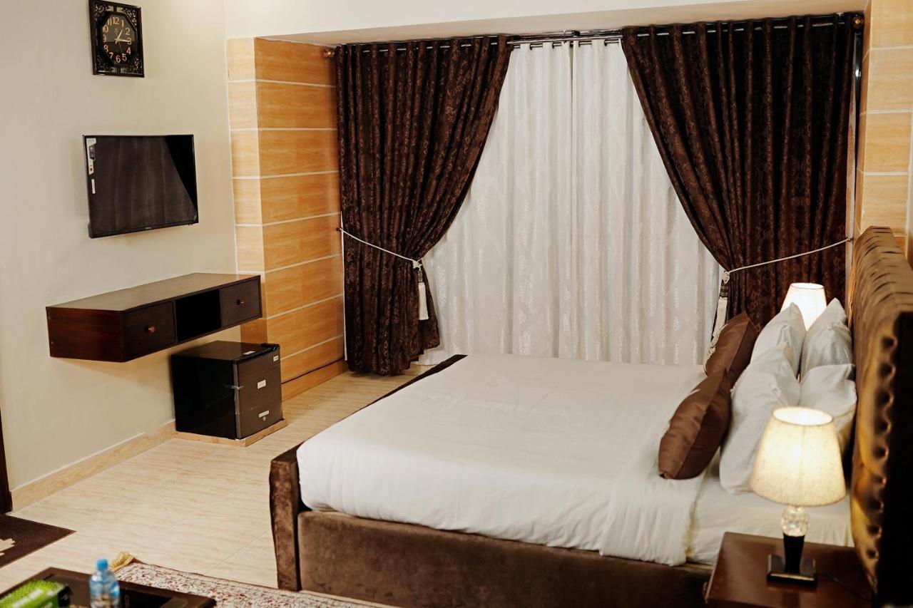 Diamond Lodge Karachi Eksteriør billede